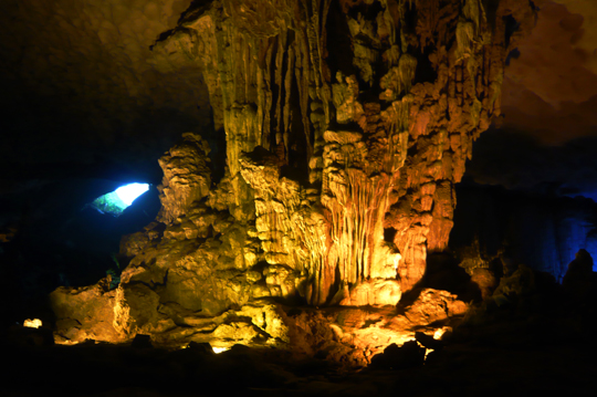 鍾乳洞